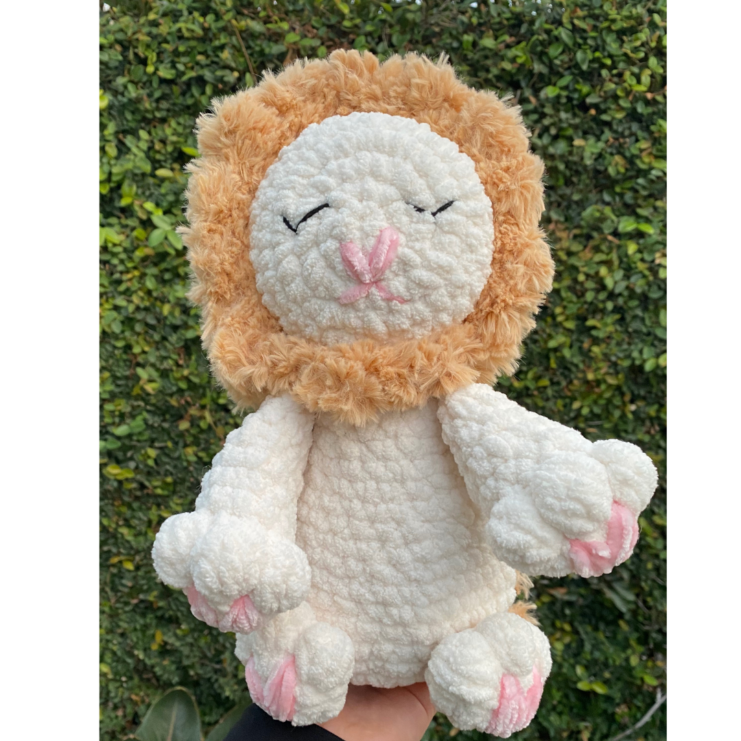 Tillie the Sleepy Lion Crochet Pattern